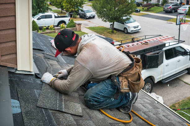 Professional Roof Repair technician working in Bleiblerville, TX